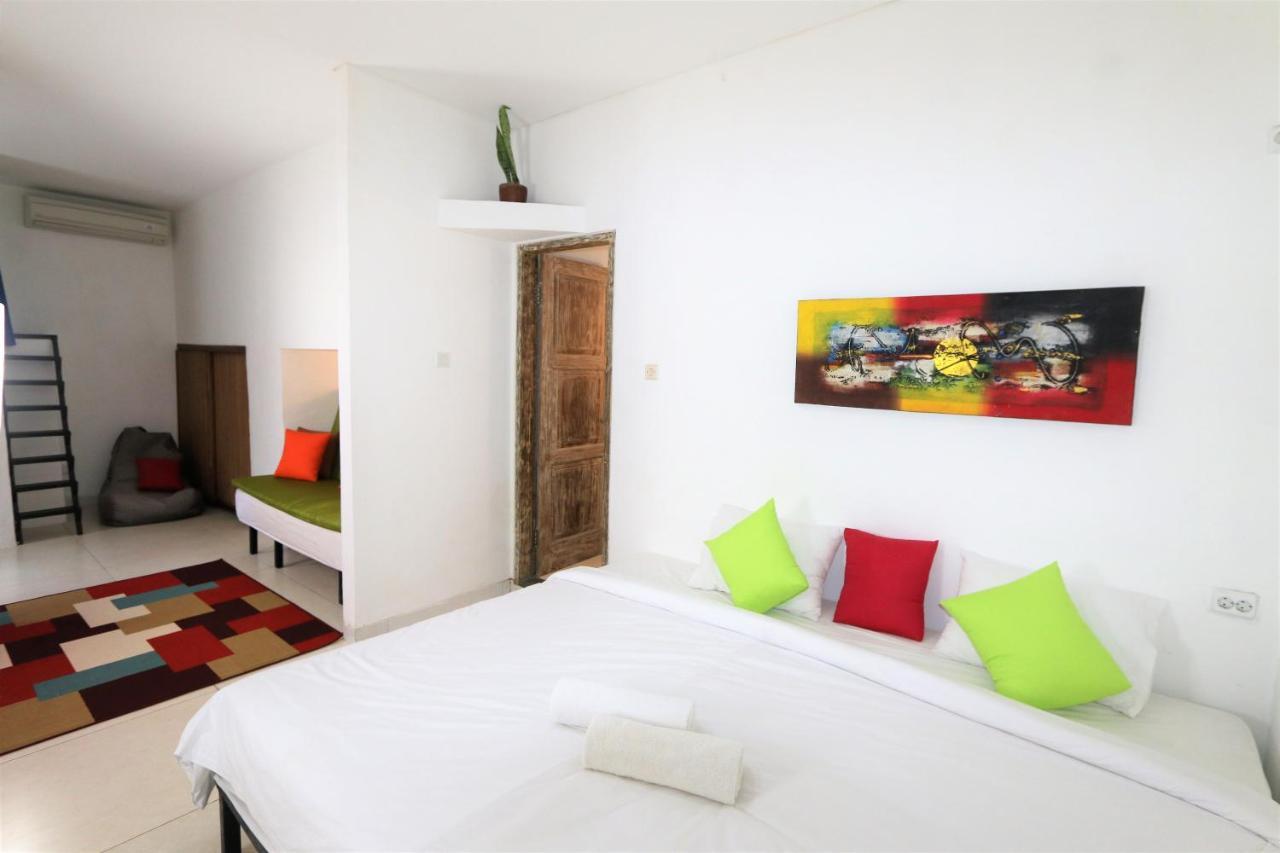 Cornerstone Bali Coworking Hostel Canggu Εξωτερικό φωτογραφία